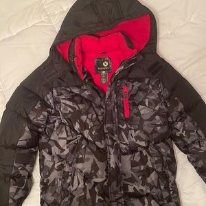 Xersion boys coat size M (10/12)